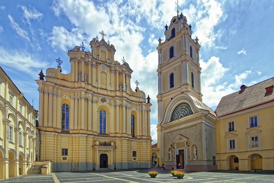 Костел Святых Иоаннов в Вильнюсе